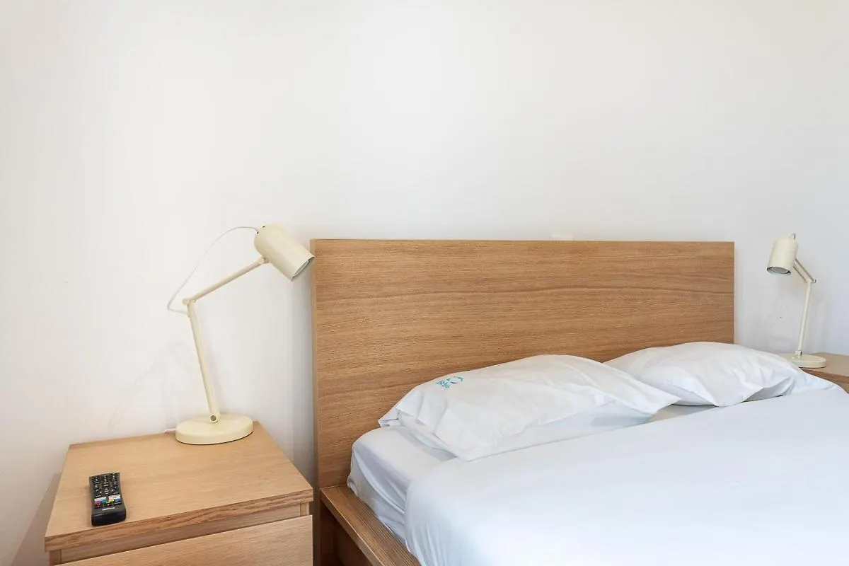 Homestay Blife Salinya Private Rooms At N125 Olhao