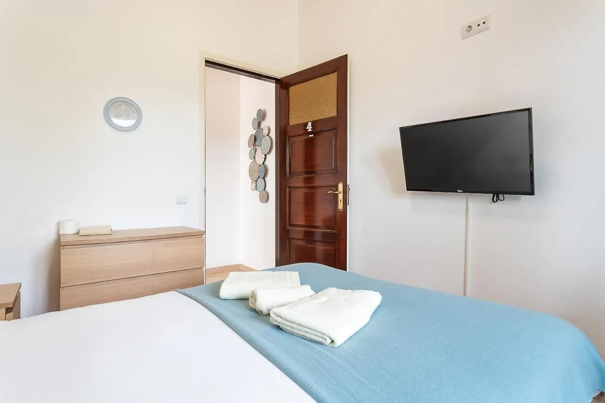 Blife Salinya Private Rooms At N125 Olhão