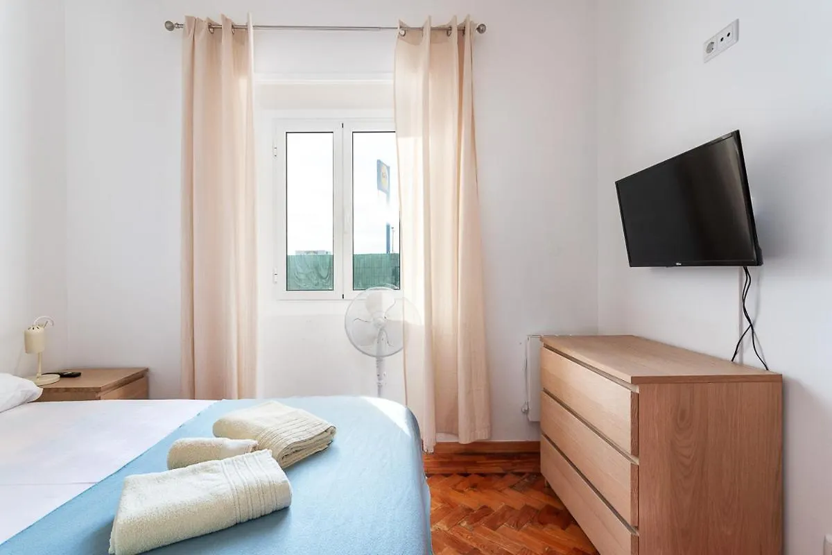 Blife Salinya Private Rooms At N125 Olhão