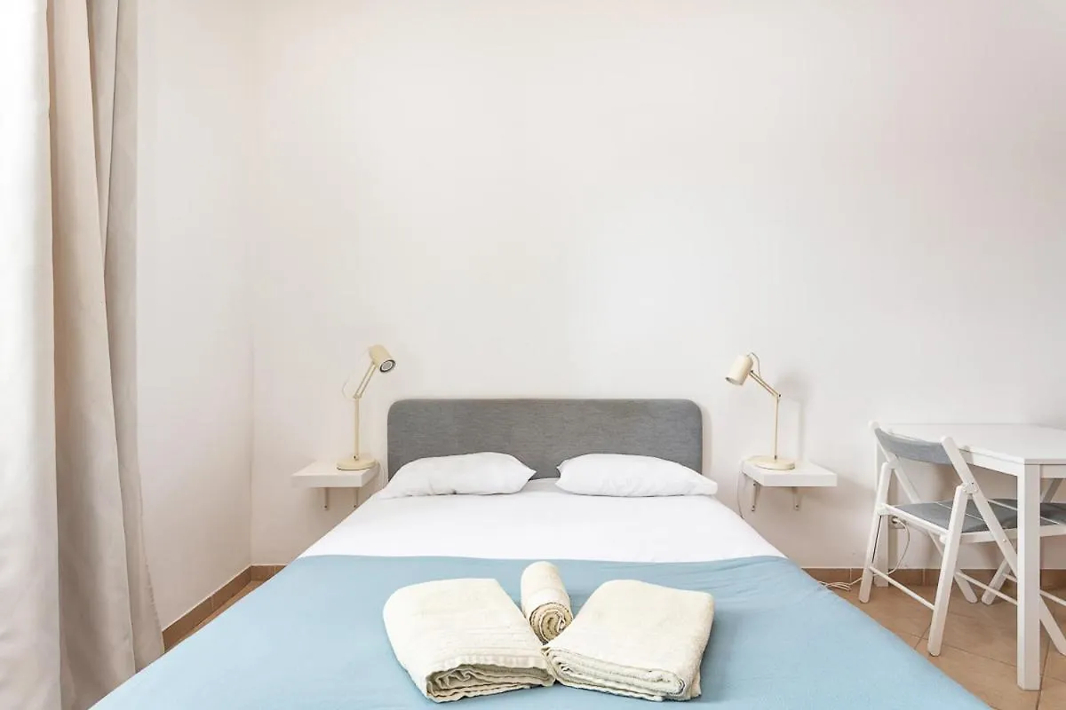 Blife Salinya Private Rooms At N125 Olhão Portugal