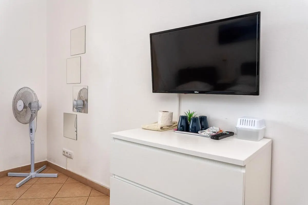 Blife Salinya Private Rooms At N125 Olhão