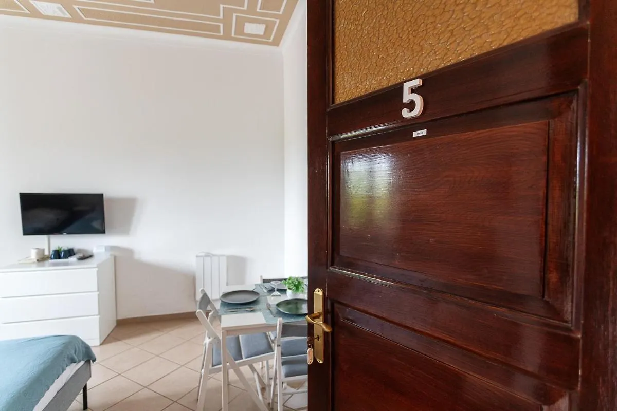 Blife Salinya Private Rooms At N125 Olhão